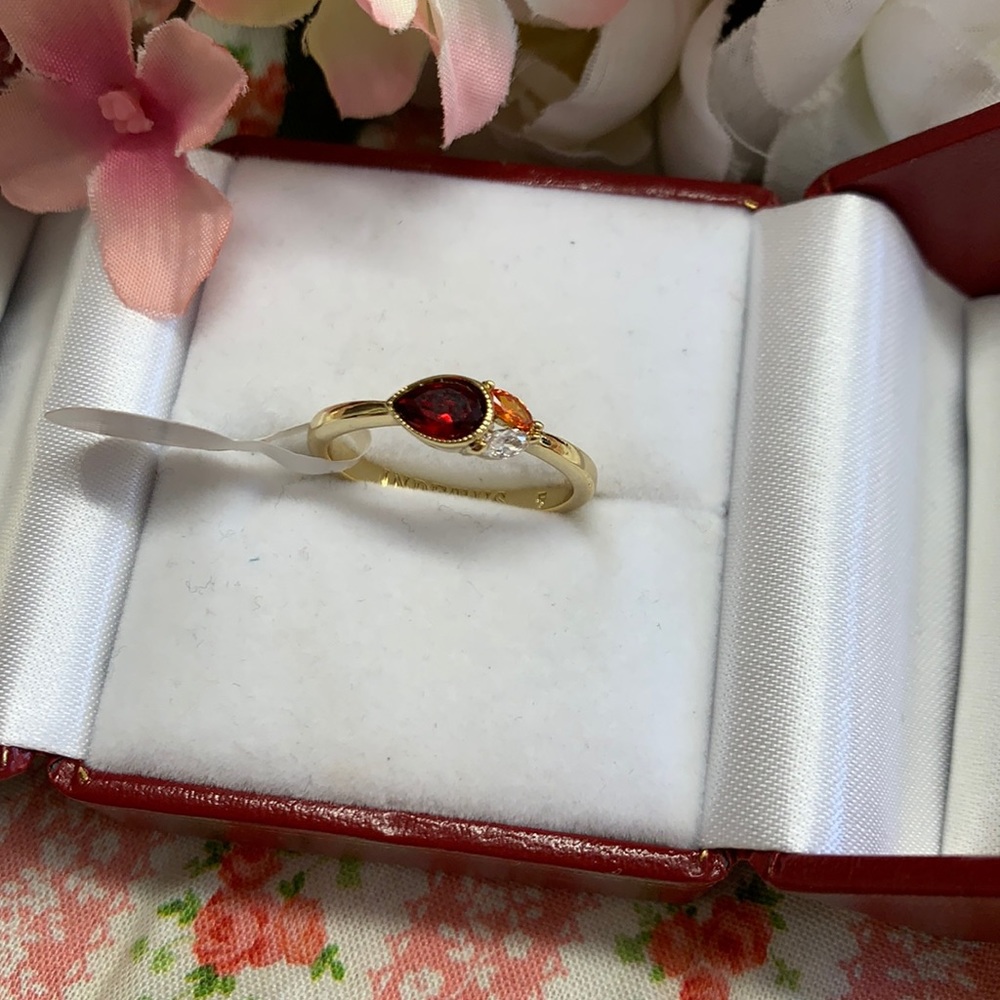 NWT size 8 ring fall colors